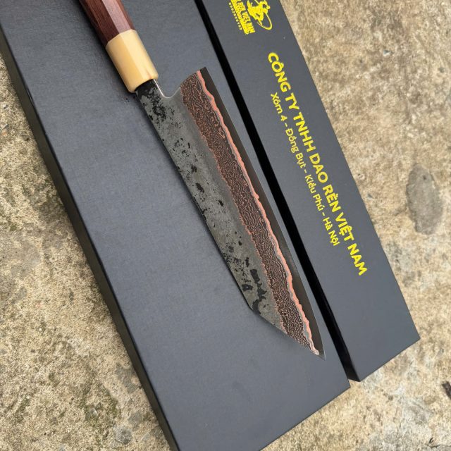 Damascus kiritsuke